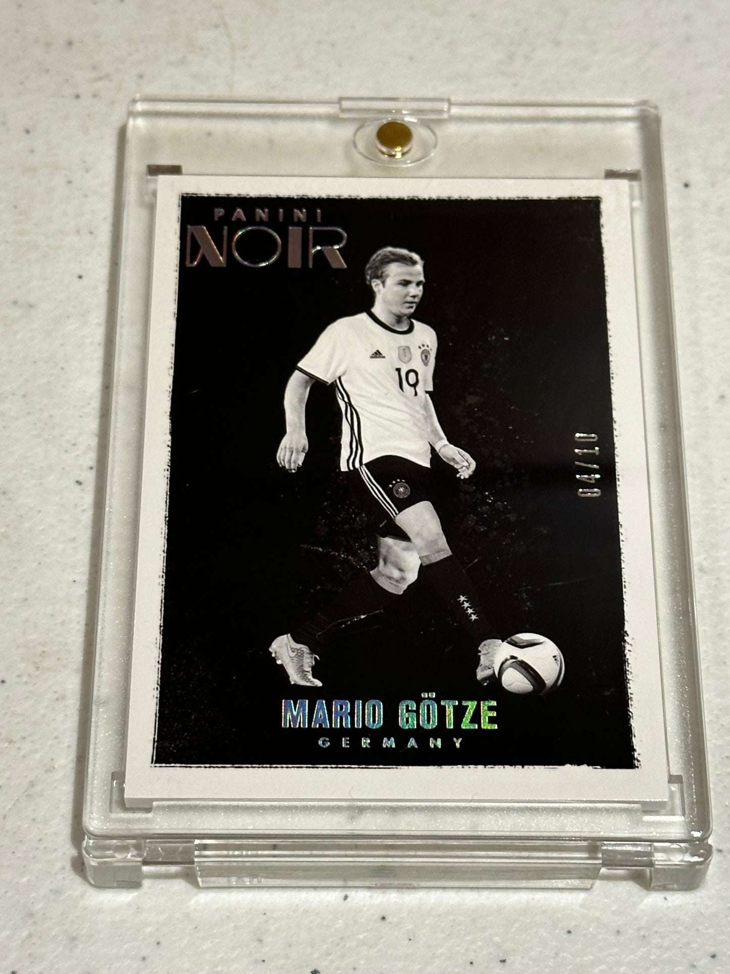 2016-17 Panini Noir Black & White 02/10 Mario Gotze #43