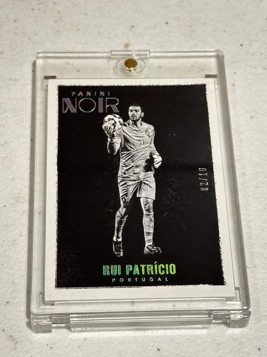 2016-17 RUI PATRICIO 02/10 PANINI NOIR