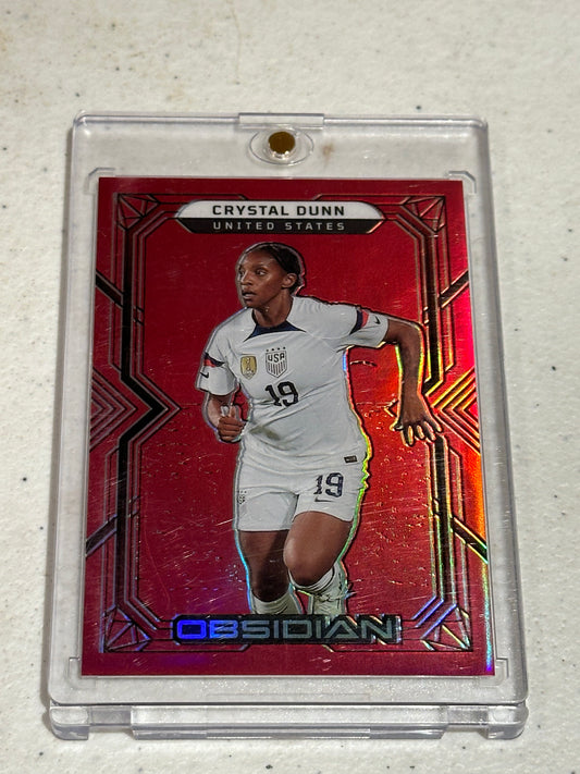 2022-23 Panini Obsidian /10 Crystal Dunn #125